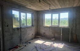 Casă 206 mp la gri, teren 1.832 mp, zona Glodeni Deal