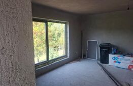 Casă 206 mp la gri, teren 1.832 mp, zona Glodeni Deal