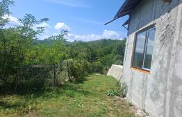 Casă 206 mp la gri, teren 1.832 mp, zona Glodeni Deal