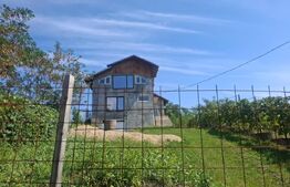 Casă 206 mp la gri, teren 1.832 mp, zona Glodeni Deal
