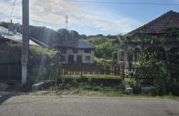 Teren 1.595 mp, construcții existente – Comuna Cobia, 