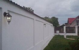 Casă de vânzare cu teren 1.530 mp, garaj, alarmă și supraveghere video 