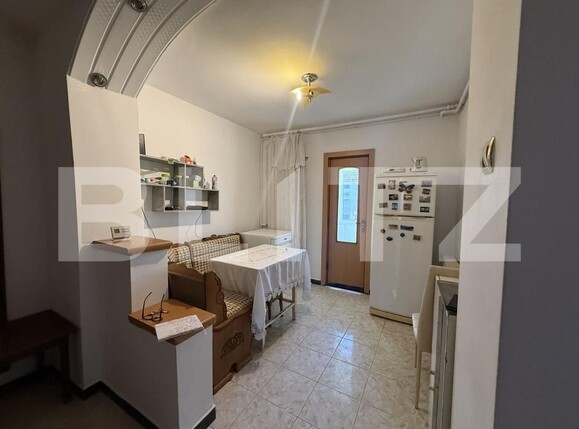 Apartament de închiriat 3 camere Micro 6 - 204611AI | BLITZ Târgoviște | Poza8