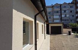 Casa de inchiriat, 77 mp, teren 400 mp, zona Micro 6