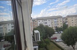 Apartament 3 camere, 68 mp, zona Micro 11