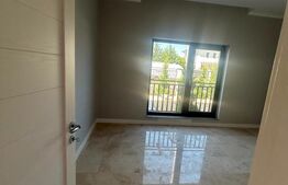 Vila de vanzare, 300 mp, teren 650 mp, zona Crevedia