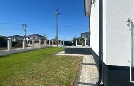 Vila de vanzare, 300 mp, teren 650 mp, zona Crevedia