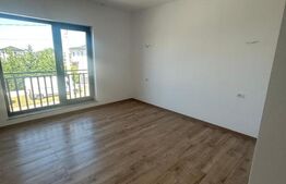 Vila de vanzare, 300 mp, teren 650 mp, zona Crevedia
