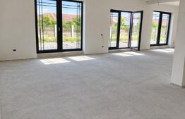 Casă tip duplex de închiriat – 136 mp, P+1, parcare și curte proprie