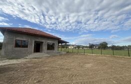 Casă P+pod, teren 580 mp, Vulcana-Pandele – construcție nouă