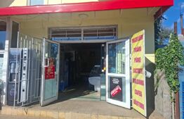 Spatiu Comercial de inchiriat, 32mp, zona Industriala