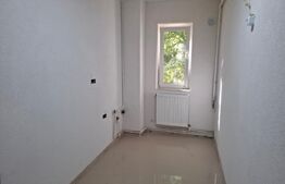 Apartament de vanzare, 2 camere, 42 mp, zona Titu