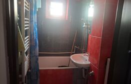 Apartament de vanzare, 2 camere, 42 mp, zona Titu