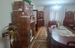 Proprietate deosebită – casă tip conac, 12 camere, 1.000 mp teren, Lungulețu