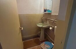 Apartament 3 camere, 70 mp, zona Gaesti