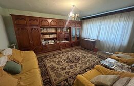 Apartament 3 camere, 70 mp, zona Gaesti
