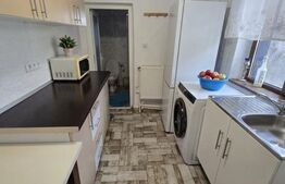 Casă din cărămidă, renovată integral, cu gospodărie în com. Cornățelu