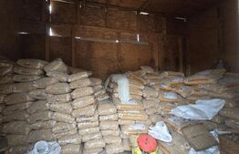 Casă din cărămidă, renovată integral, cu gospodărie în com. Cornățelu