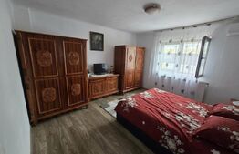 Casă din cărămidă, renovată integral, cu gospodărie în com. Cornățelu