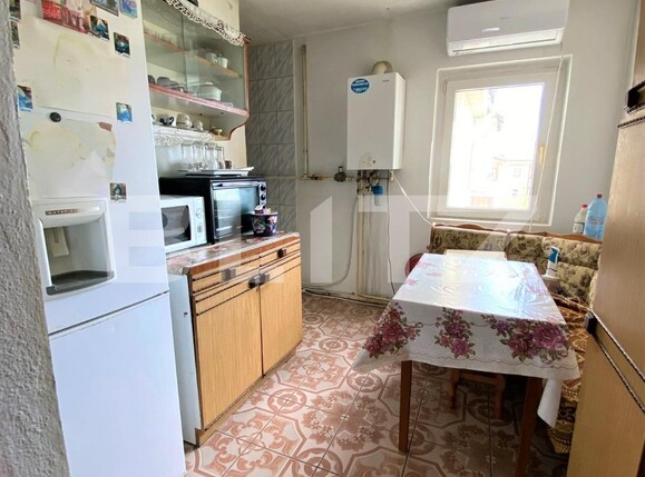 Apartament de vânzare 3 camere Micro 3 - 92350AV | BLITZ Târgoviște | Poza4