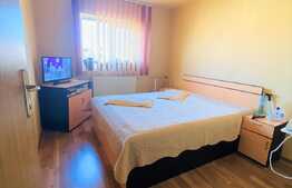 Apartament 3 camere decomandat ,71 mp zona  Micro 12