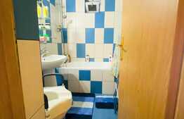 Apartament 3 camere decomandat ,71 mp zona  Micro 12