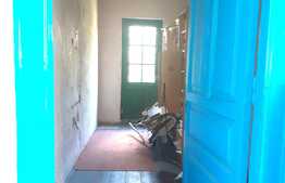 Casă individuală, 200 mp, teren 80 000 mp, Runcu