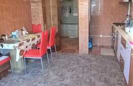 Apartament 3 camere, 72 mp, decomandat, modern, Gaesti