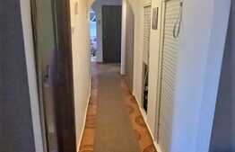 Apartament 3 camere, 72 mp, decomandat, modern, Gaesti