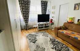 Apartament 2 camere, 40 mp, etaj intermediar, zona Select