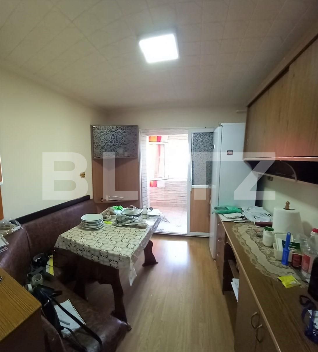 Apartament de vânzare 2 camere Micro 12 - 93618AV | BLITZ Târgoviște | Poza2
