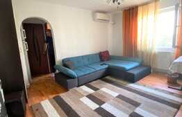 Apartament 3 camere, 47 mp, zona Select