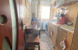 Apartament 3 camere, 47 mp, zona Select