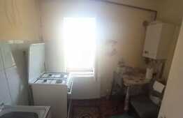 Apartament 2 camere, decomandat, Gaesti 