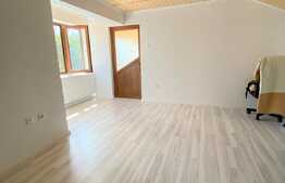 Vila de 5 camere, 160 mp, 554 mp teren, zona Agrement 