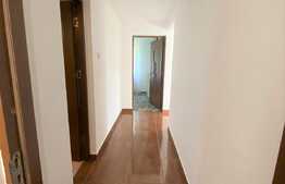 Vila de 5 camere, 160 mp, 554 mp teren, zona Agrement 