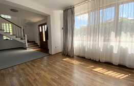 Vila de 5 camere, 160 mp, 554 mp teren, zona Agrement 