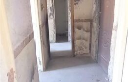 Apartament 3 camere, decomandat,et 4, Micro 12 