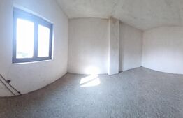 Casă individuală 274 mp, 387 mp teren, acces facil, zona Verde