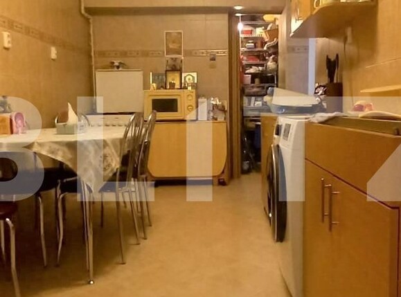 Apartament de vânzare 4 camere Micro 11 - 95621AV | BLITZ Târgoviște | Poza3