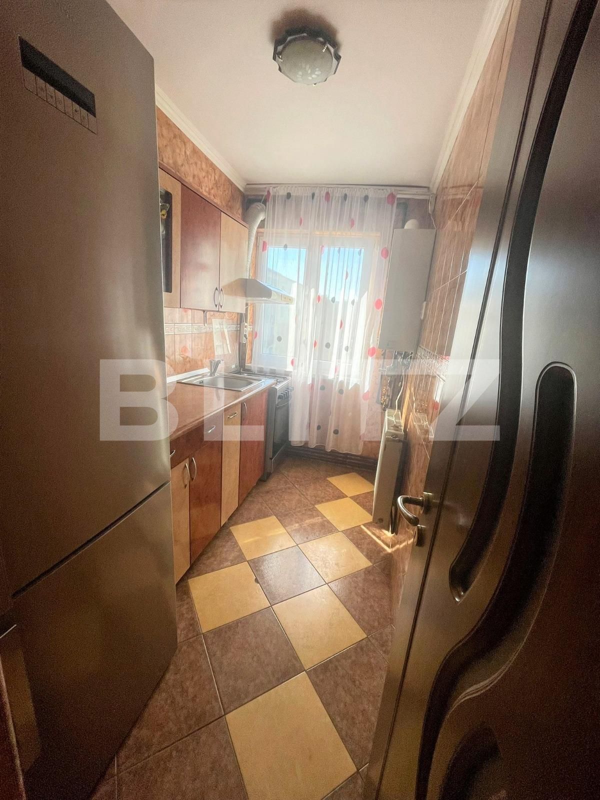 Apartament de vânzare 2 camere Micro 6 - 95876AV | BLITZ Târgoviște | Poza3