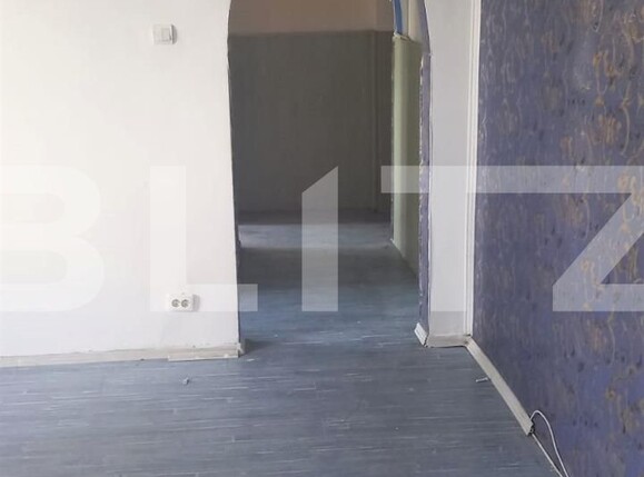 Apartament de vânzare 3 camere Micro 6 - 96060AV | BLITZ Târgoviște | Poza1