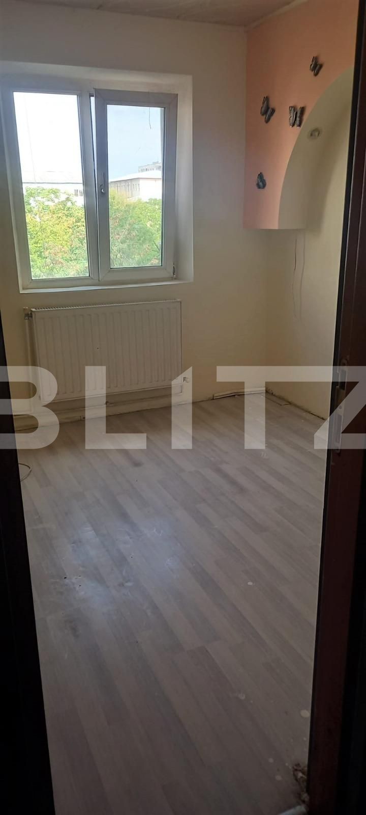 Apartament de vânzare 3 camere Micro 6 - 96060AV | BLITZ Târgoviște | Poza3