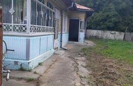 Casa individuala 56 mp, teren 1800 mp, Adanca