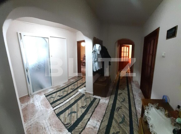 Apartament de vânzare 4 camere Micro 4 - 96810AV | BLITZ Târgoviște | Poza1