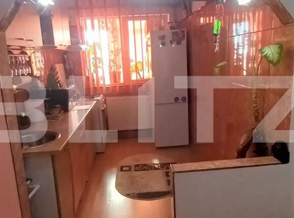 Apartament de vânzare 2 camere Micro 6 - 96983AV | BLITZ Târgoviște | Poza4