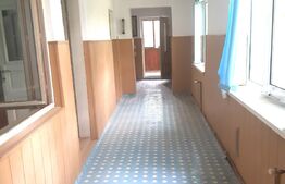 Casa 5 camere cu suprafata 200 mp si teren 2000 mp