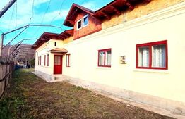 Casa individuala, 3 camere, teren 980 mp, Razvad