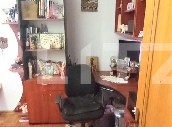 Apartament de vânzare 4 camere Micro 4 - 98474AV | BLITZ Târgoviște | Poza4