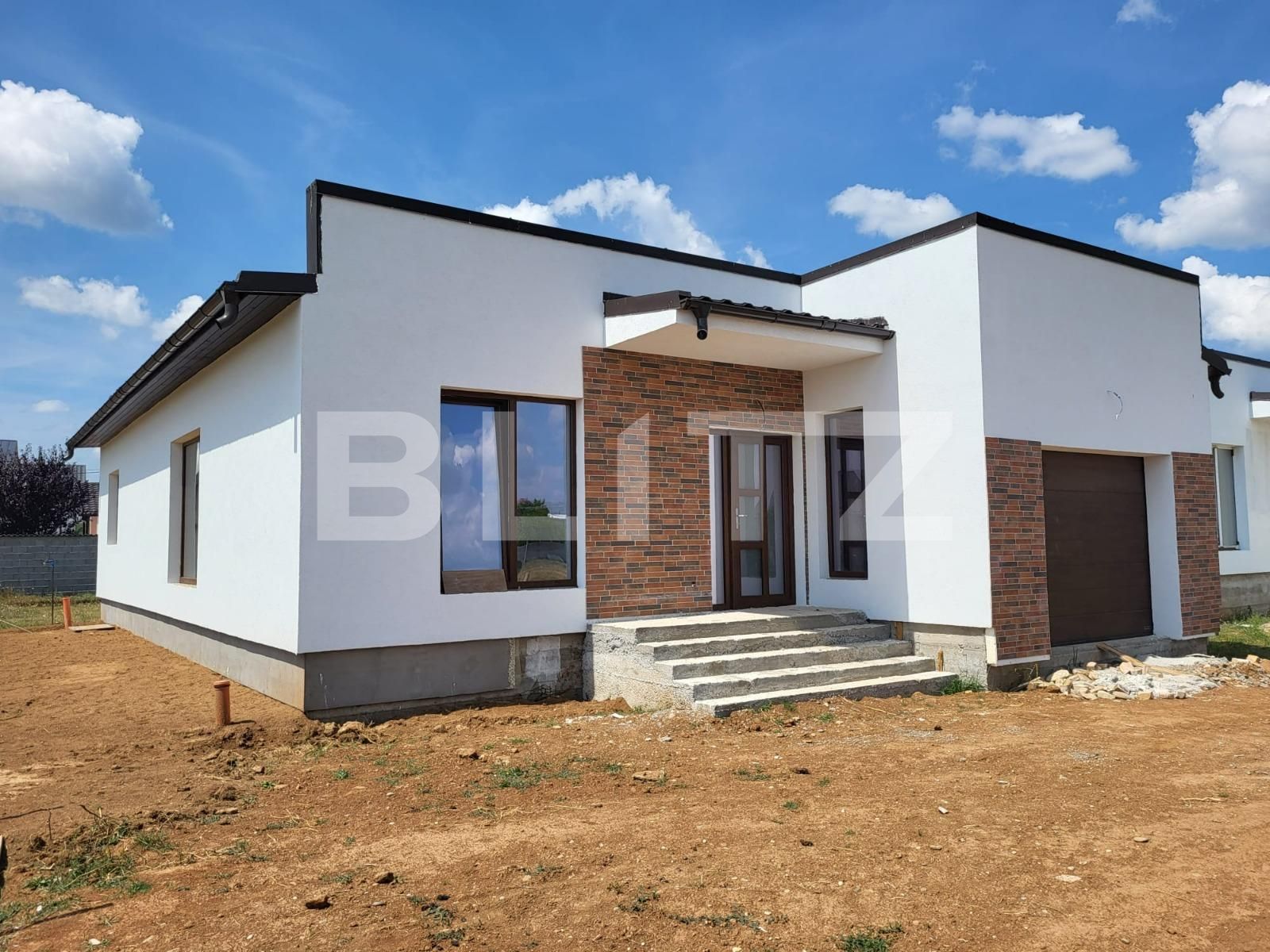Casa de vânzare 4 camere Periferie - 99208CV | BLITZ Târgoviște | Poza1